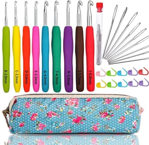 WooCrafts Large-Eye Blunt Needles Yarn Knitting Plus Crochet Hooks Set with Case for Arthritic Hands, Ergonomic Handle. Best Gift!
